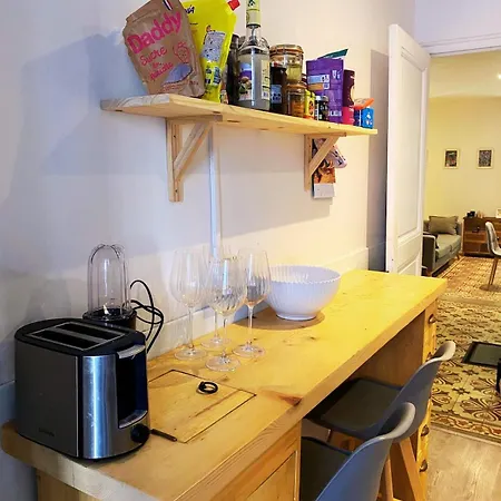 Apartman T2 Lumineux Avec Balcon - Centre De *