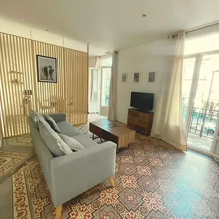Apartamento T2 Lumineux Avec Balcon - Centre De